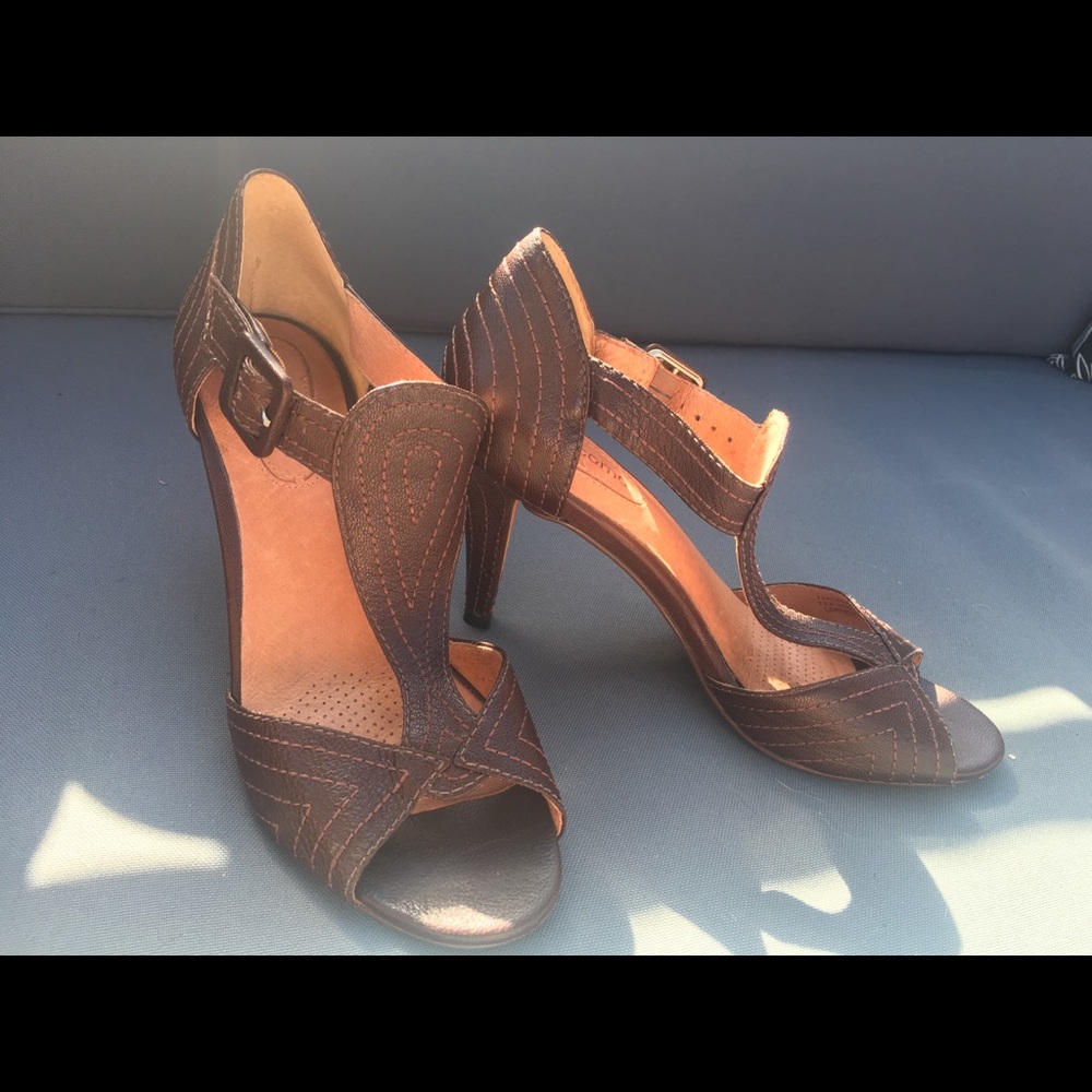 Corso come - brown leather heels!